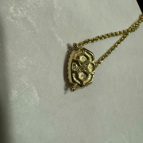 Kendra Scott Necklace - Picture 4 of 4